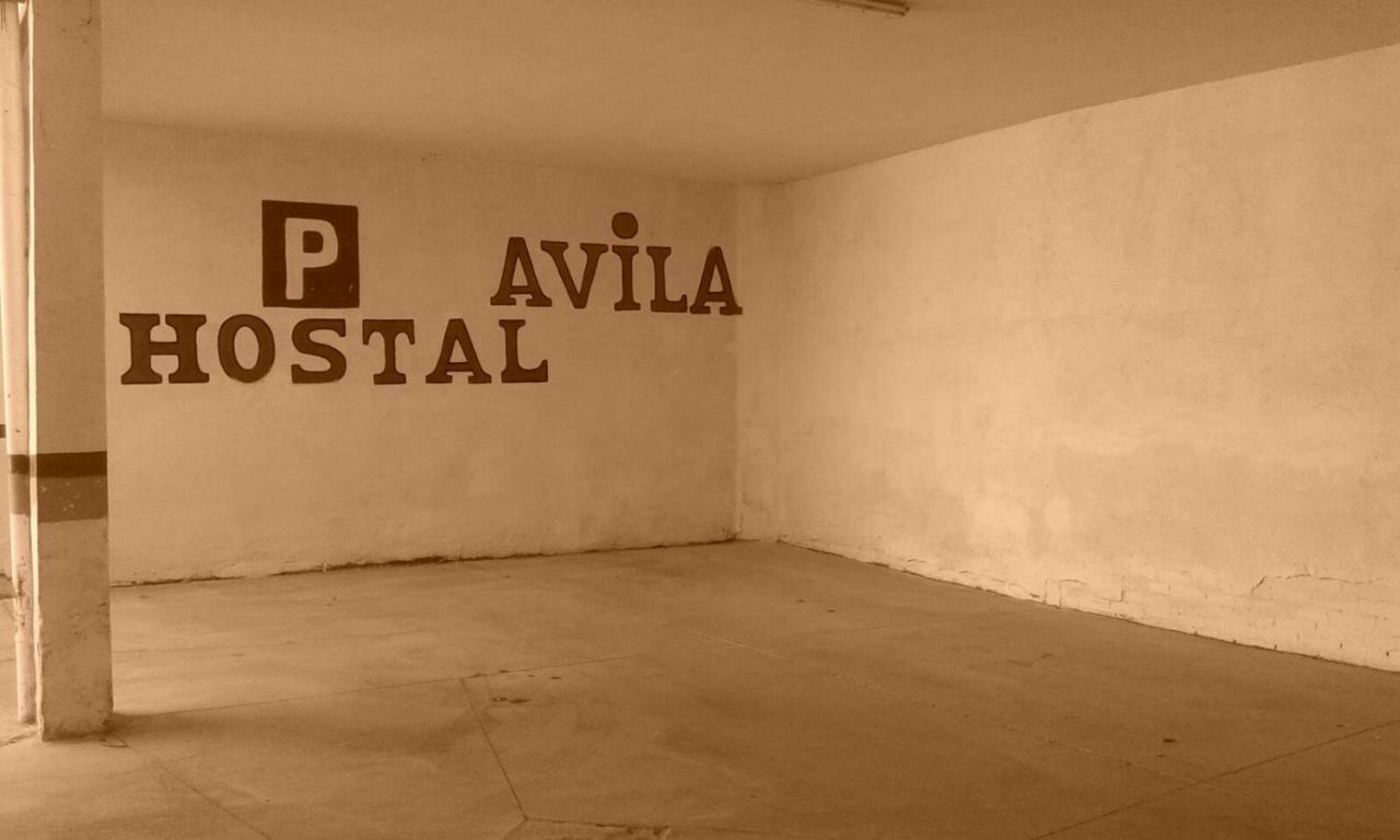 Hostal Avila 오카나 외부 사진