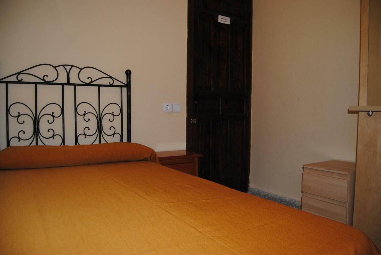 Hostal Avila 오카나 외부 사진